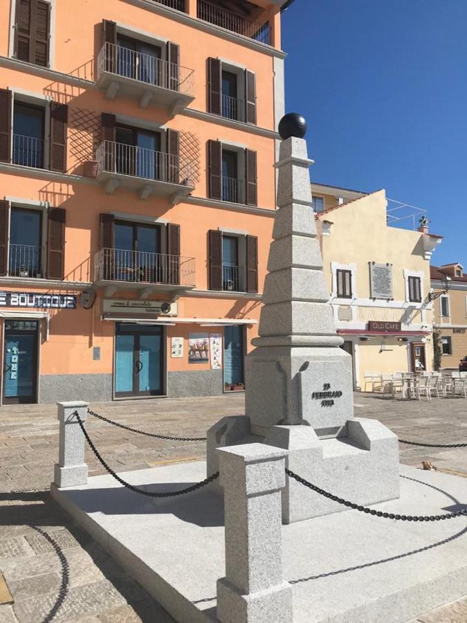 Maison Sur L'Ancien Port, La Maddalena La Maddalena  Kültér fotó