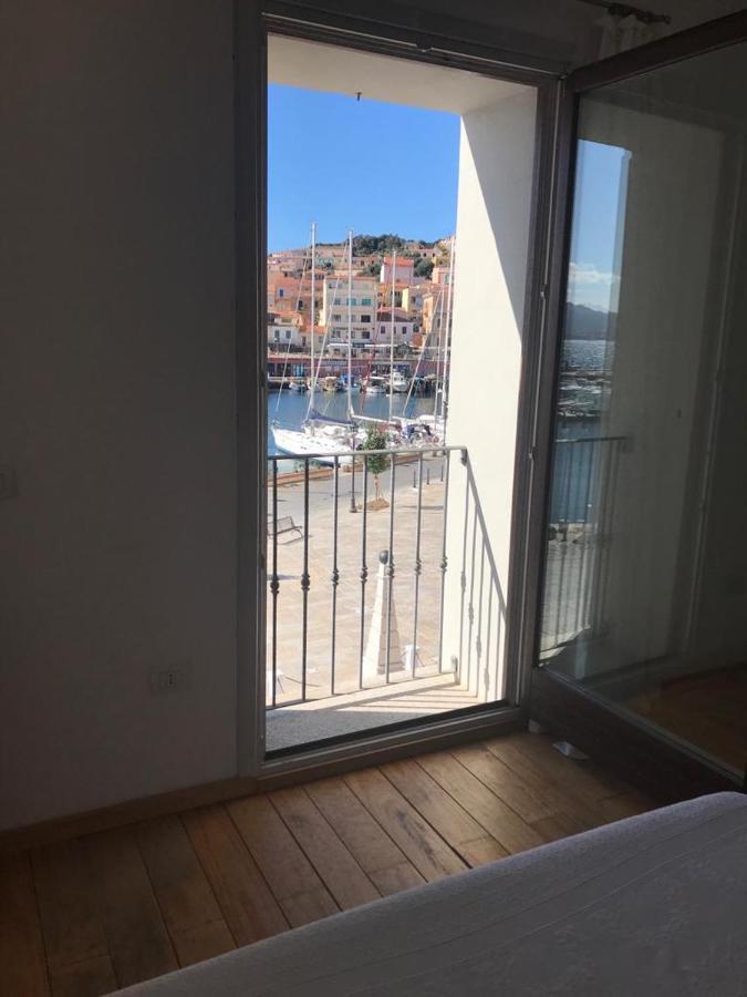 Maison Sur L'Ancien Port, La Maddalena La Maddalena  Kültér fotó